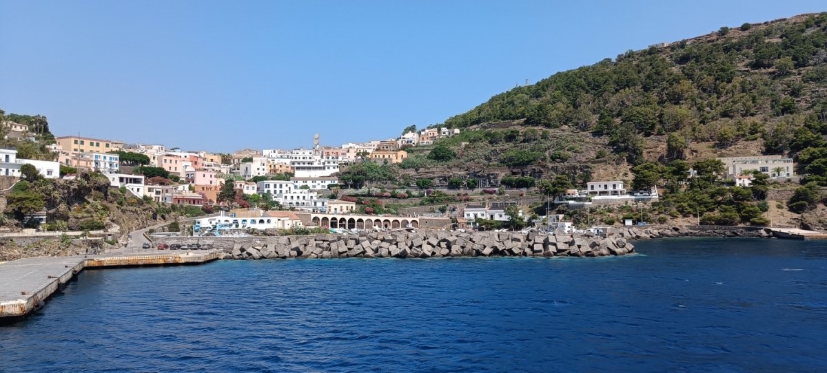 Una nuova stazione mareografica sull’isola di Ustica