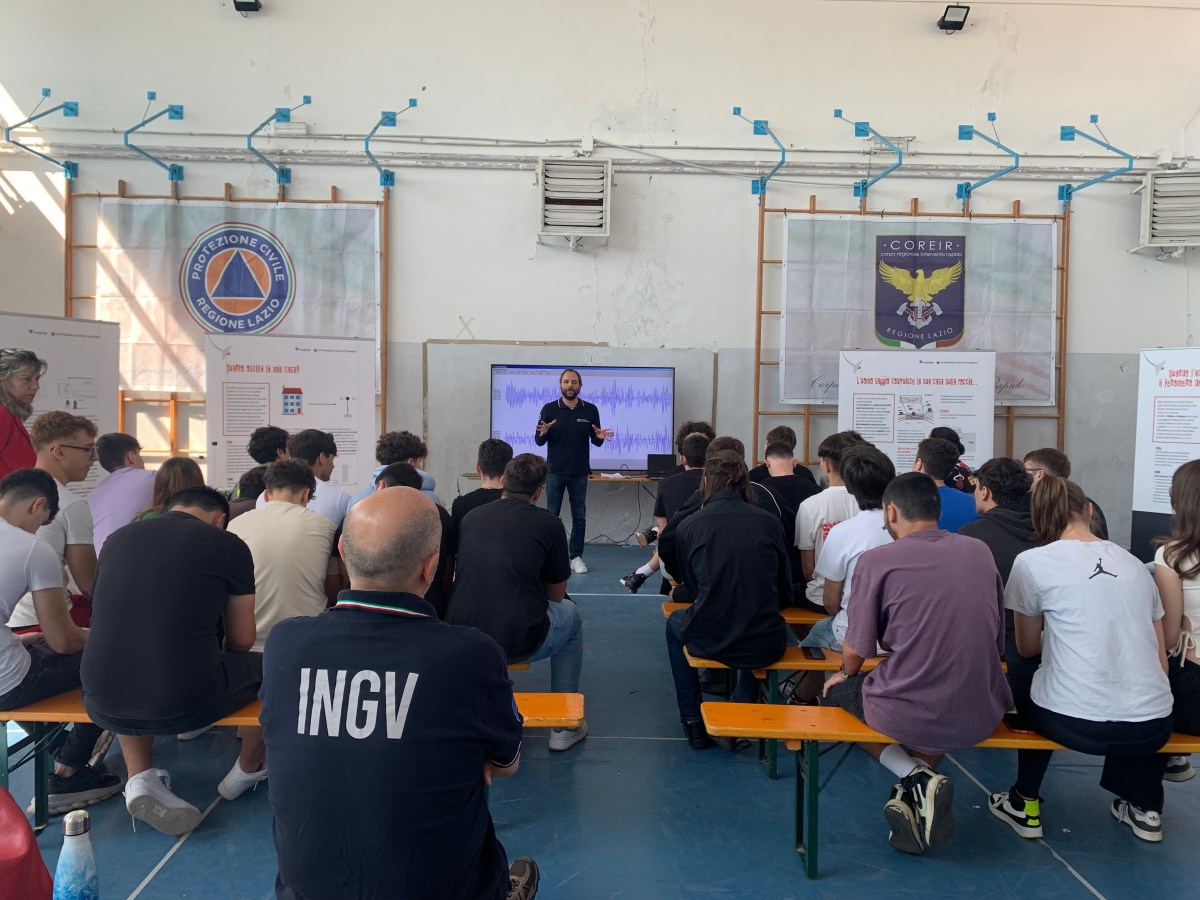 Scuola, volontari di protezione civile e INGV insieme a Bracciano